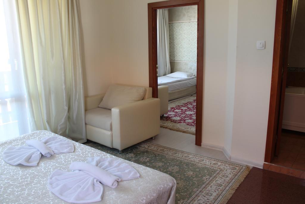 Elegant Hotel Bansko Exterior photo